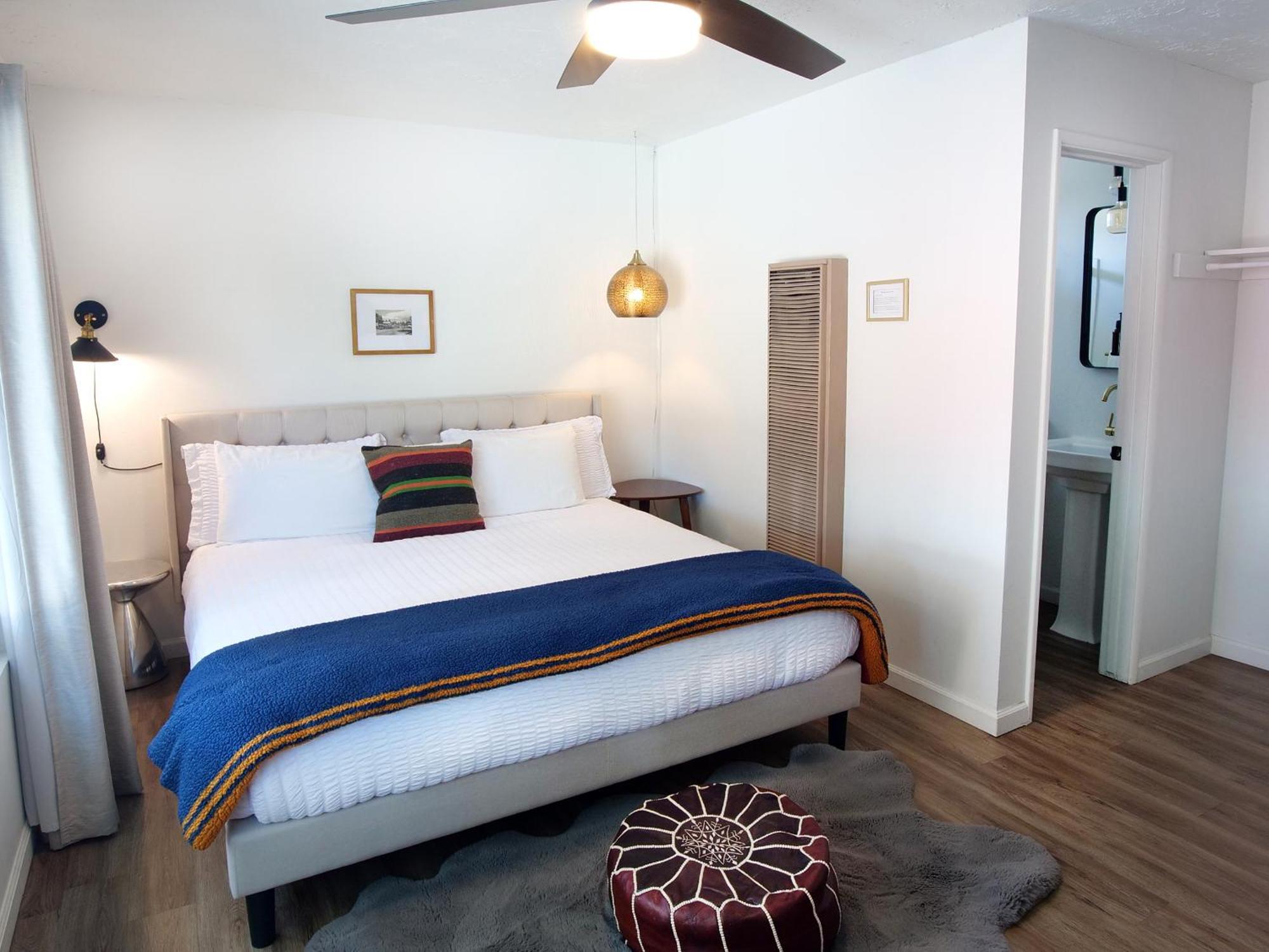 Superior King Suite